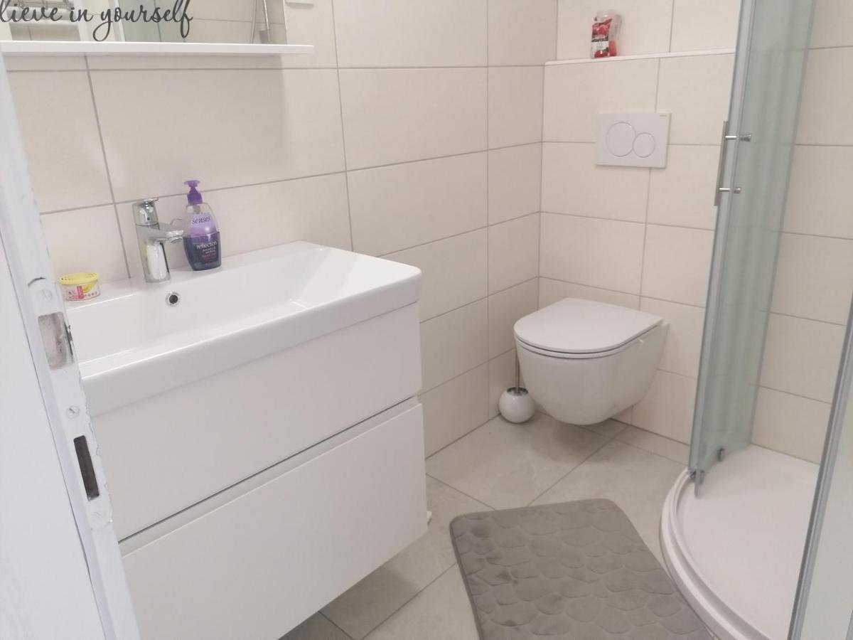 Apartmaji Valter Srpenica 外观 照片