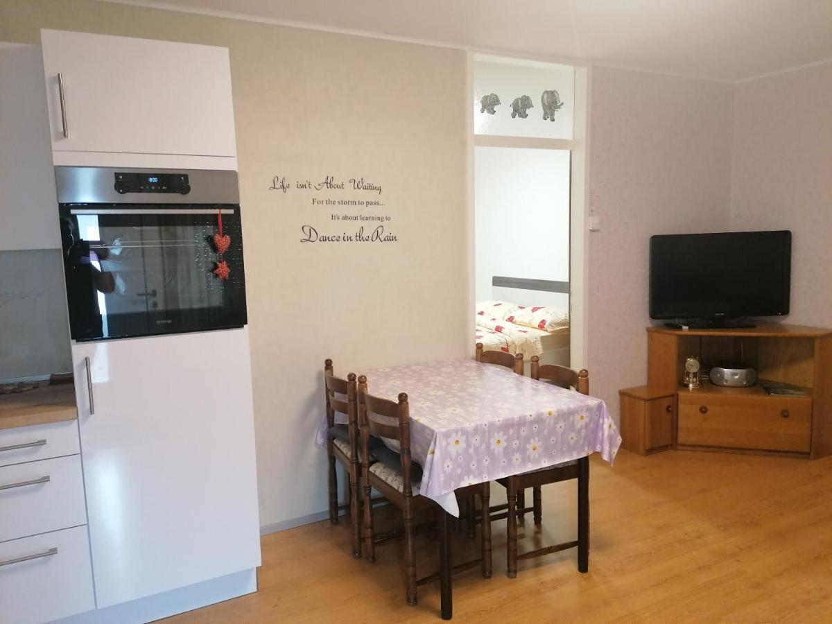 Apartmaji Valter Srpenica 外观 照片